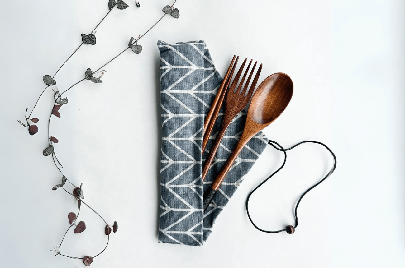Smile Boutiques Reusable Handmade Natural Wood Cutlery Set