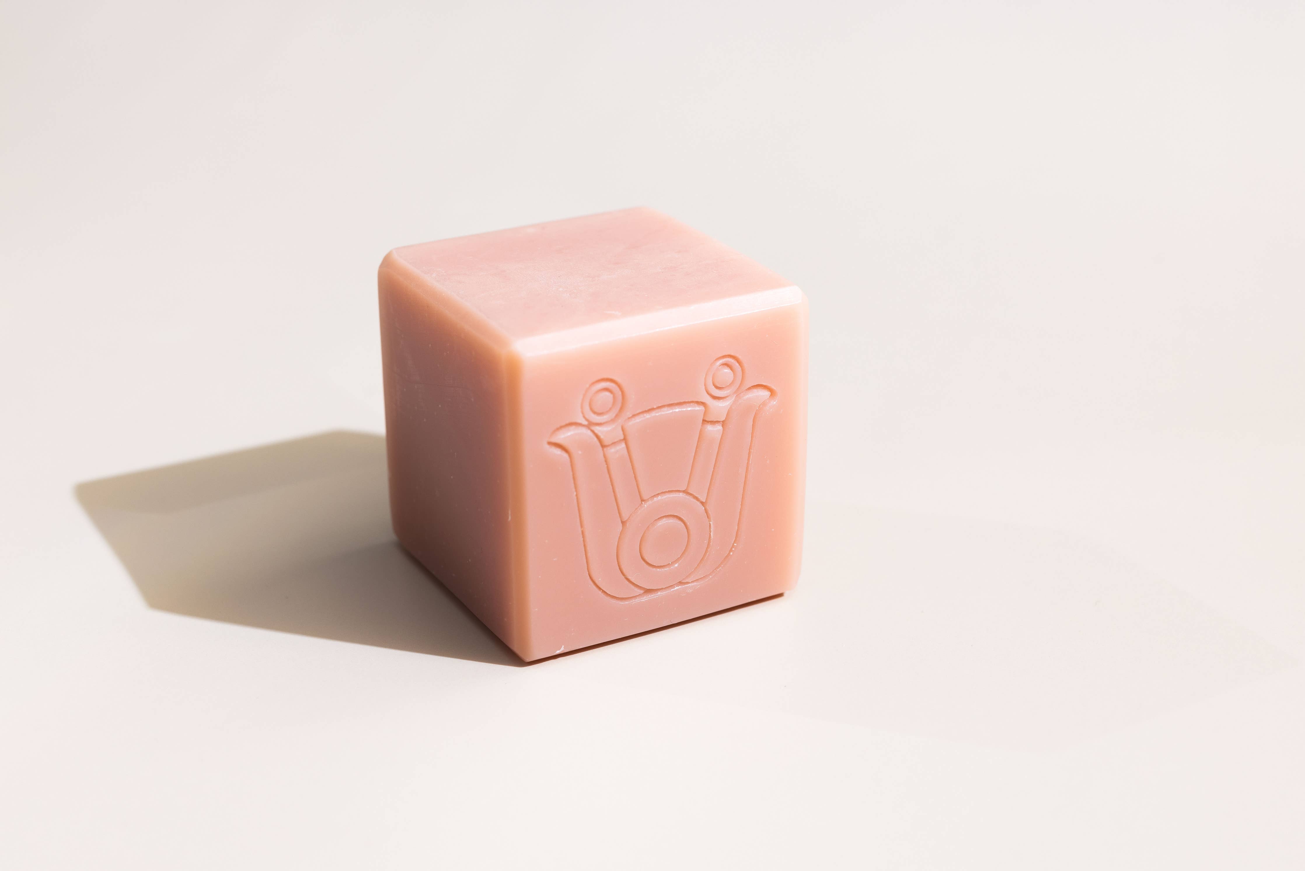 DIOSA - Skin-softening Rose Clay + Flower Petals Soap