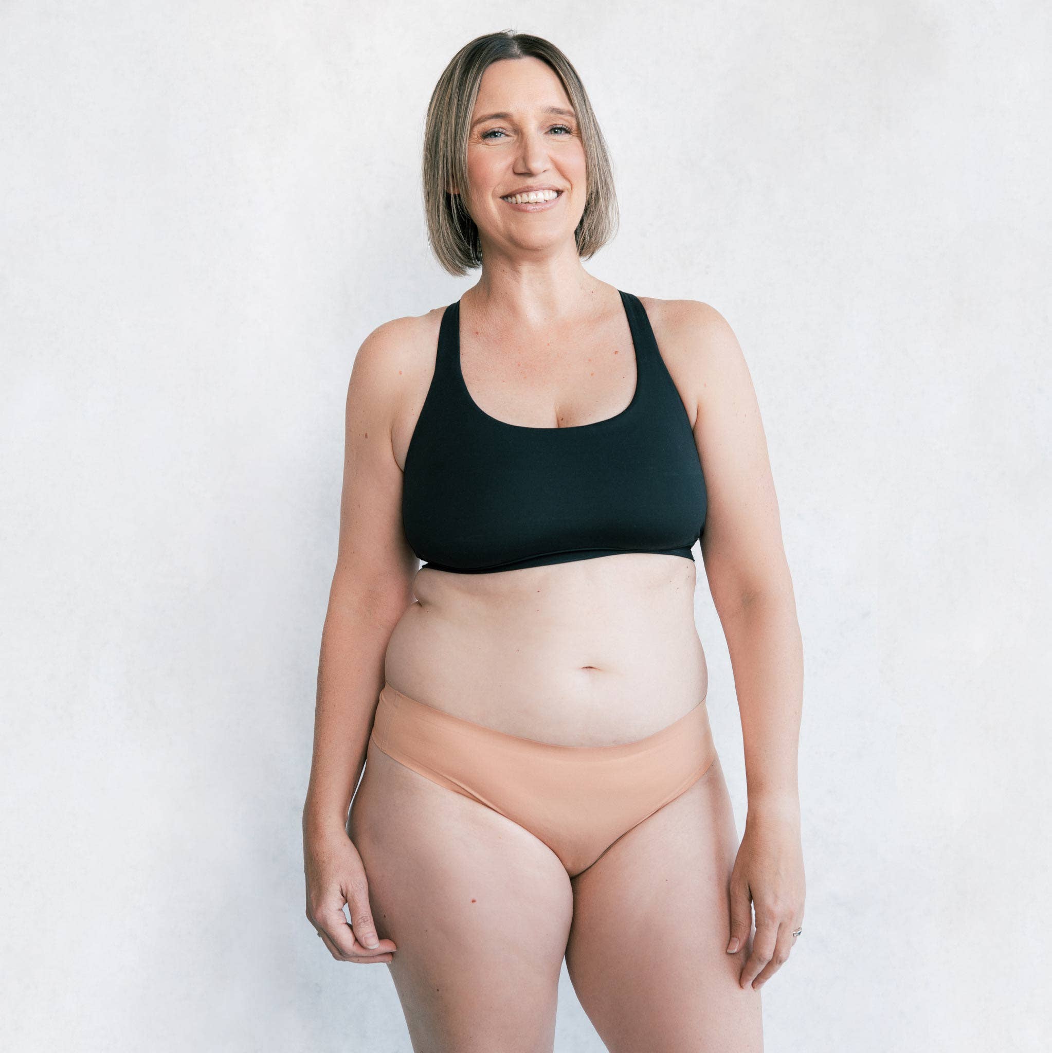 Seamless Period Underwear – Light Absorbency, PFAS-Free Leakproof Protection | Saalt