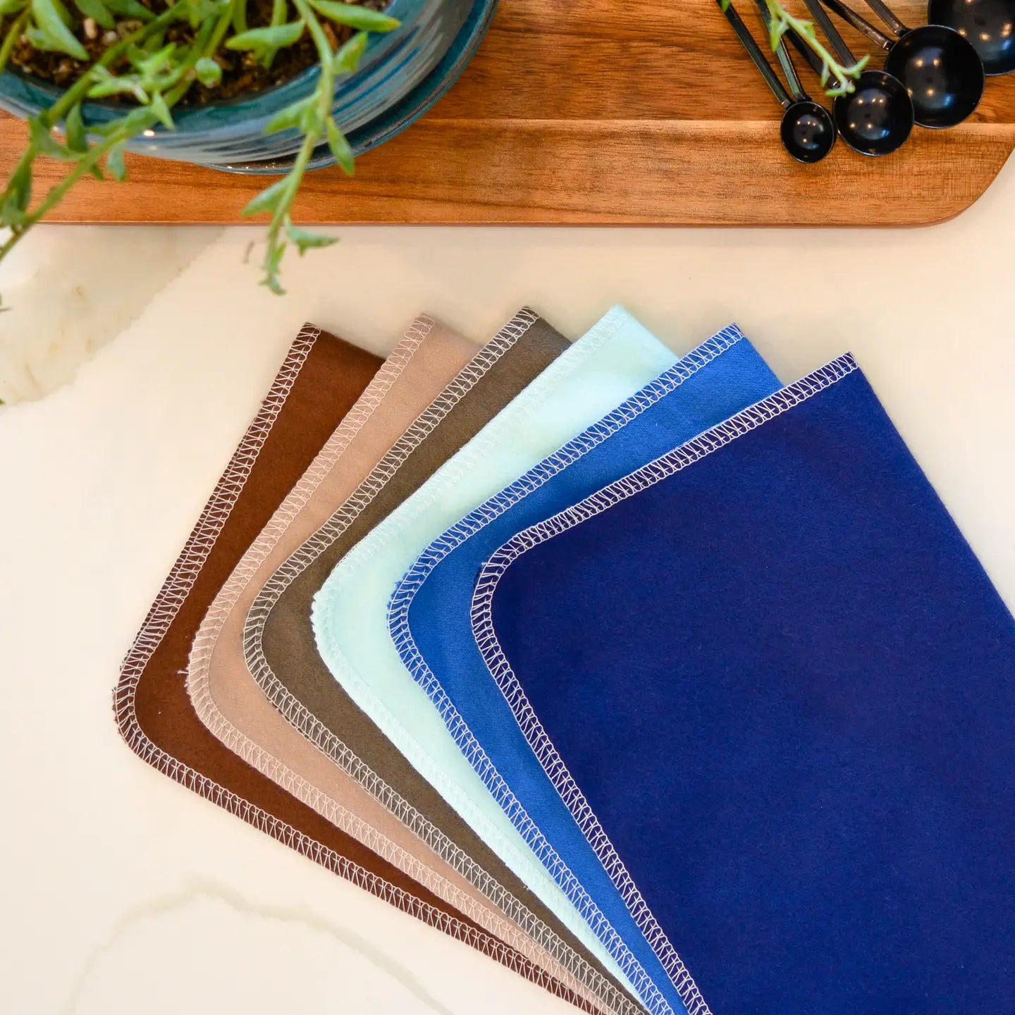 Rolled Unpaper Towels Set | 12 pack over Kraft Tube
