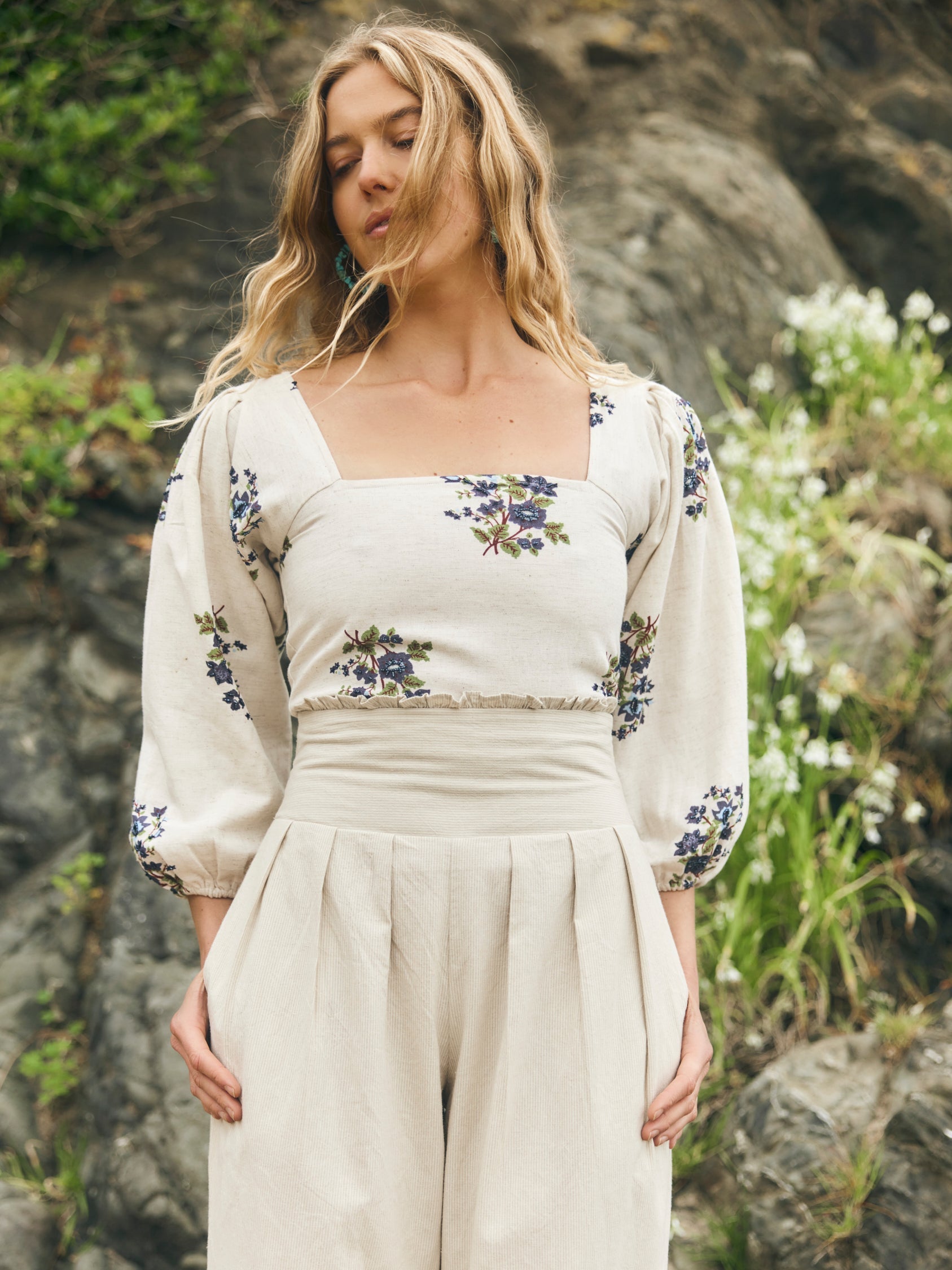 Maysie Puff Sleeve Top - Oatmeal Bluesy Beaded Floral