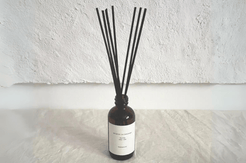 Species by the Thousands Red Clay Amber & Musk Essential Oil Reed Diffusers