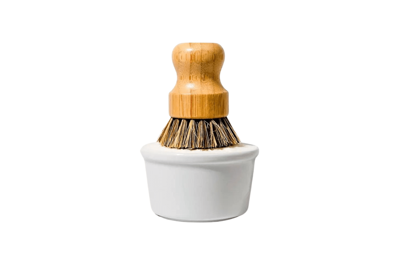 https://www.thewastelessshop.com/cdn/shop/products/ardent-goods-solid-dish-soap-in-porcelain-bowl-40960381911334_1800x1800.png?v=1679427830